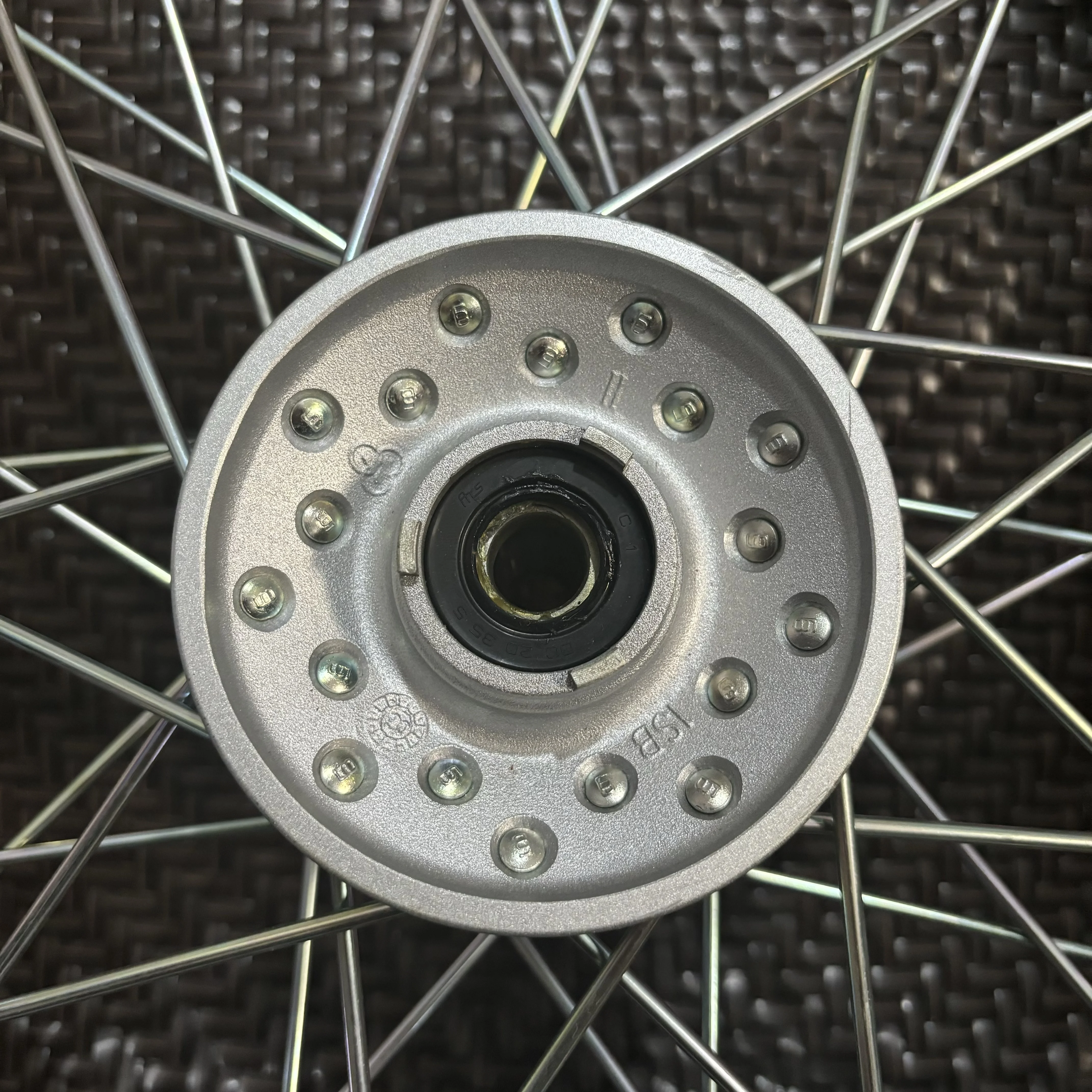 Подходит для мотоцикла Yamaha Xtz150 ступица переднего колеса заднего задний стальной