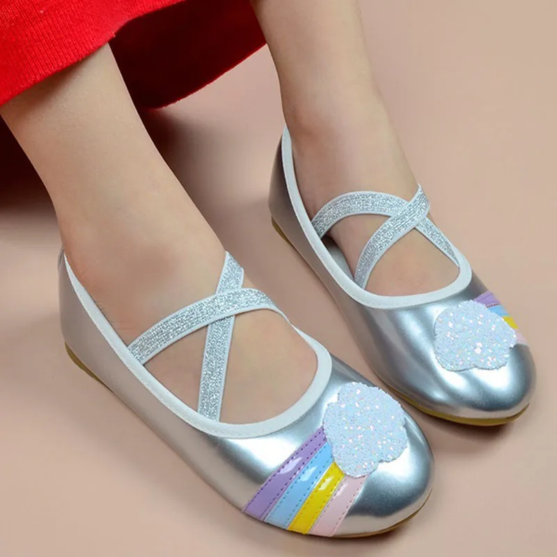 

Обувь для девочек, детская однотонная обувь для девочек, милая Весенняя кожаная Осенняя обувь радужной принцессы, детские танцевальные туфли с облаками