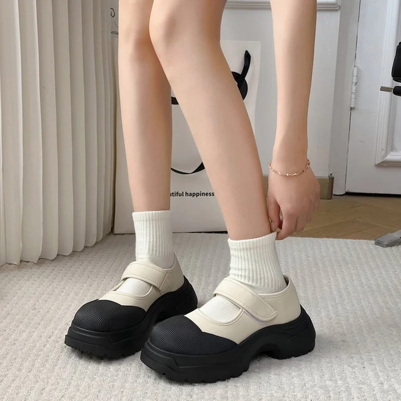 

Женские сандалии на танкетке средней длины, бежевые босоножки на высоком каблуке, удобная обувь на платформе, закрытые туфли средней длины, 2023