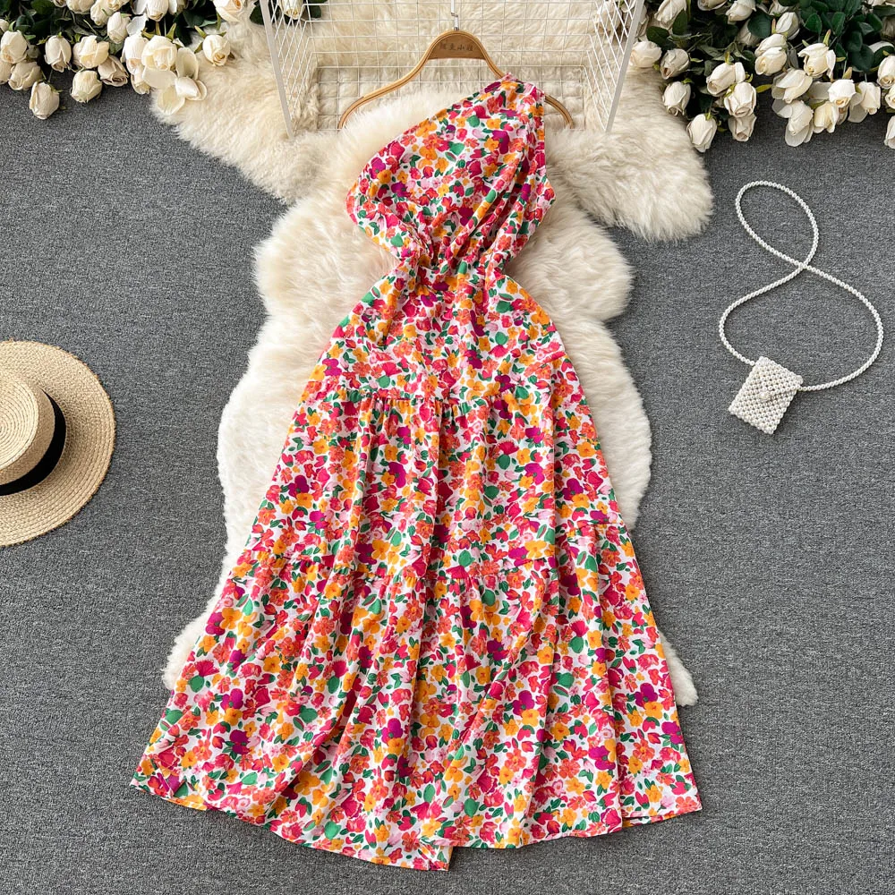 

Seaside Holiday Style Temperament Floral Dress Women's Summer 2022 New High-waisted Thin and Large Swing A-line Dress