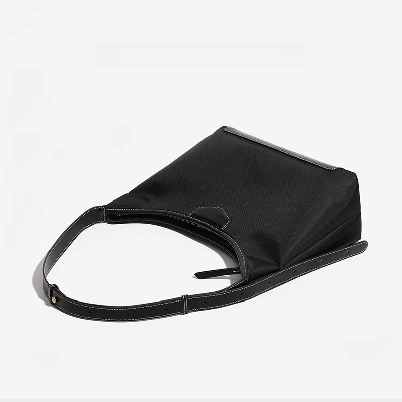 Женская сумка Ciatnel & Khloe Small C K9- 2078487 Сумка подмышки из натуральной кожи