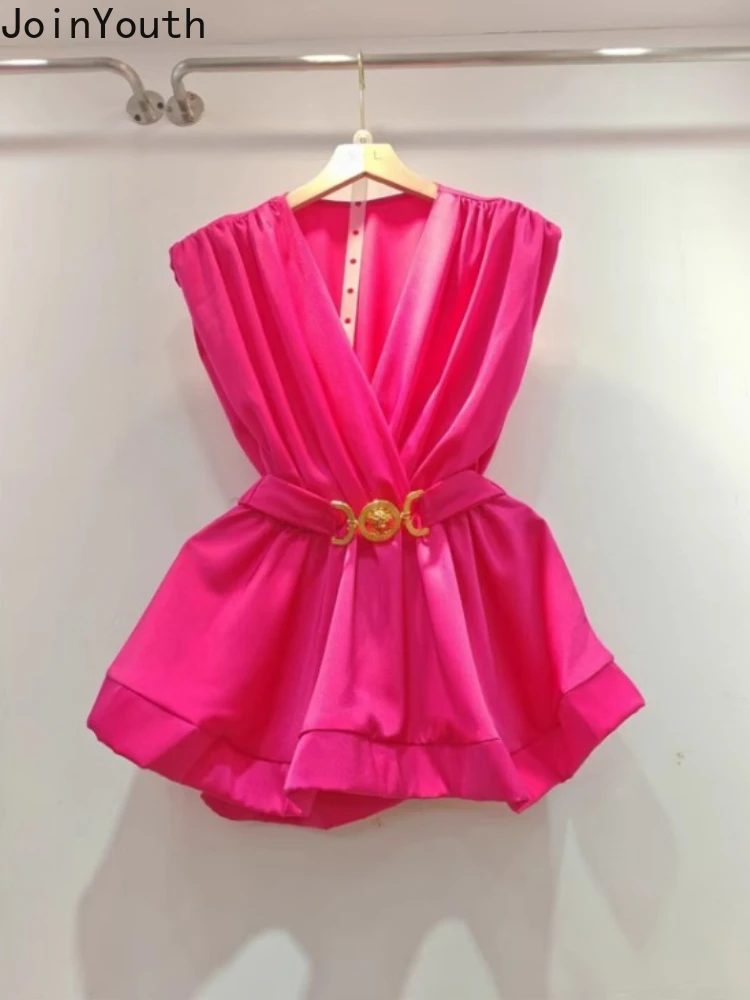 Женская блузка с V-образным вырезом без рукавов