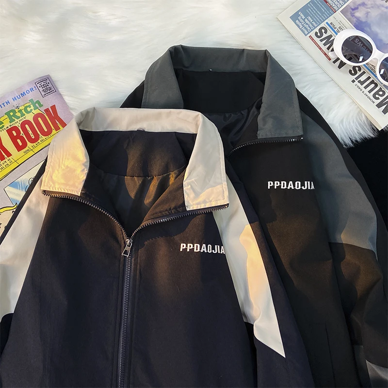 

Мужская весенняя куртка с воротником-стойкой