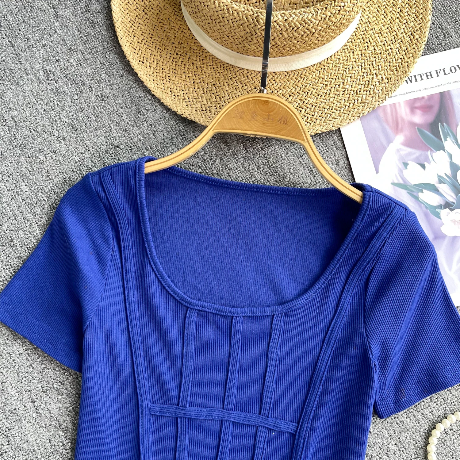 Женская Асимметричная футболка с квадратным вырезом облегающая привлекательная