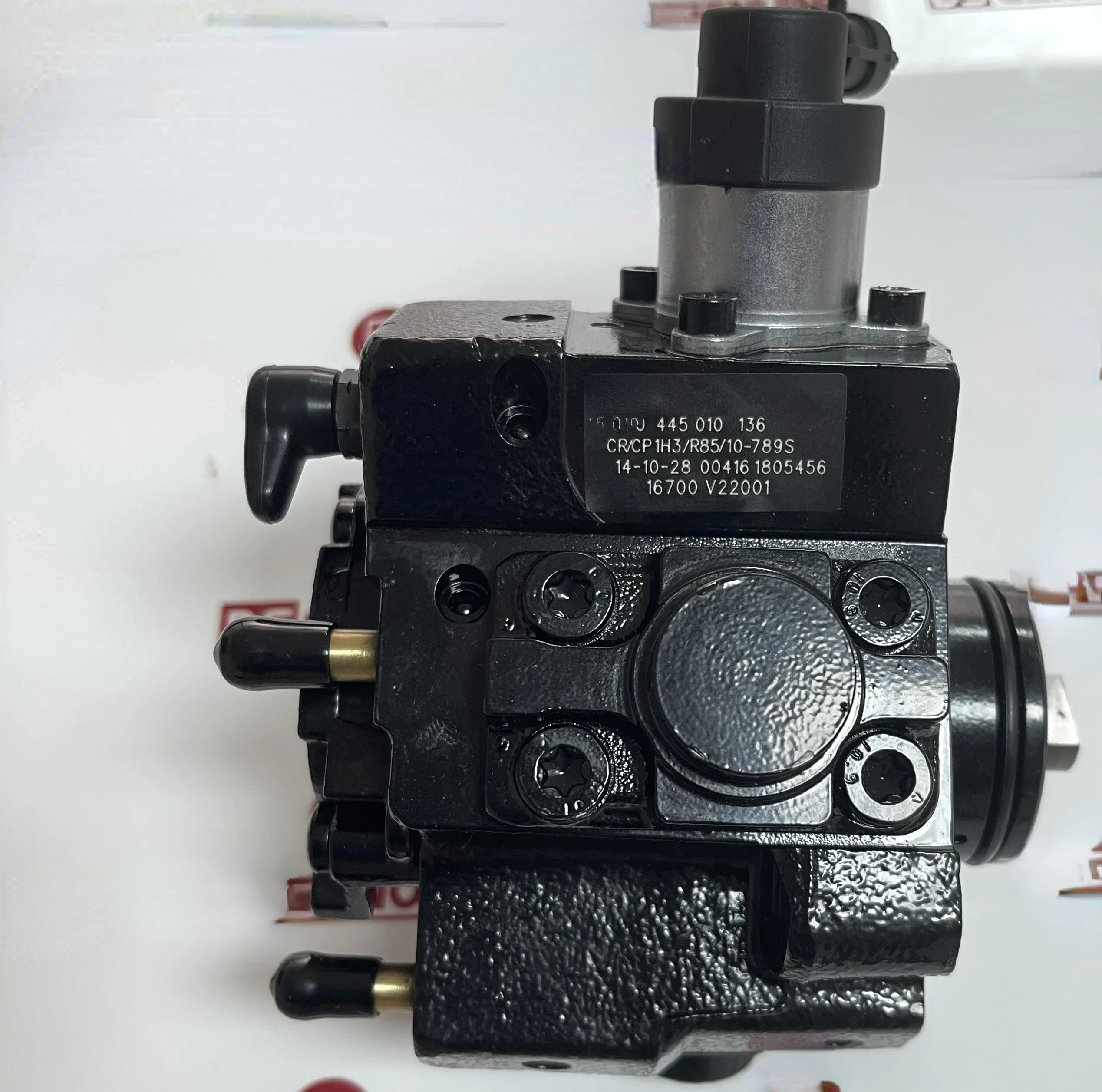 Новый оригинальный топливный насос 0445010195 16700VZ20E 0445010136