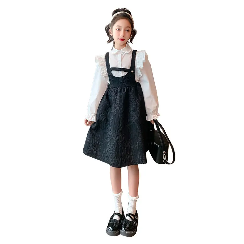 

Детский костюм из блузки с рюшами и юбки на подтяжках, на возраст 5-14 лет