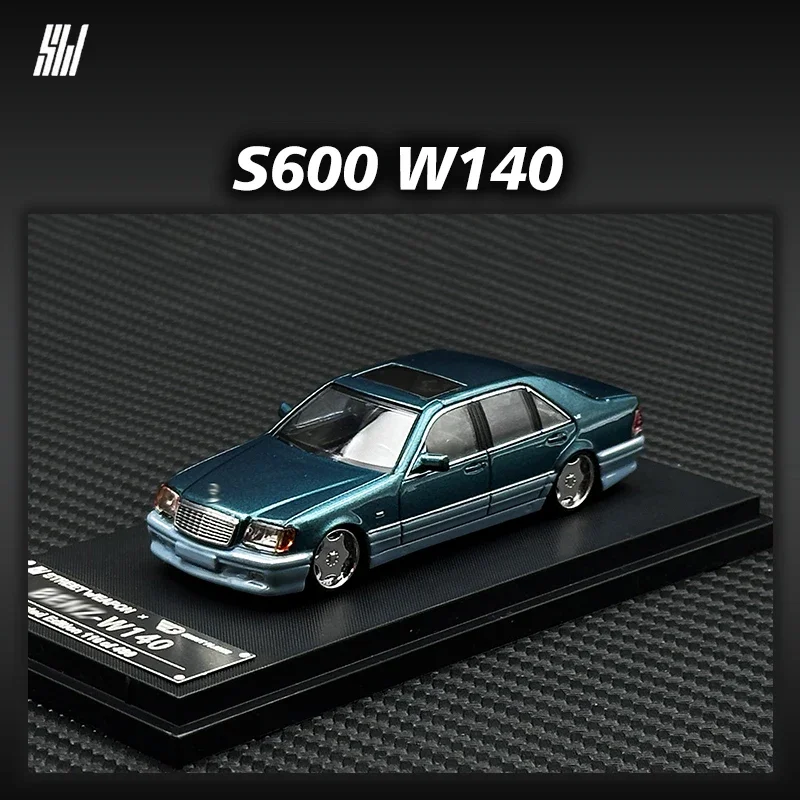 В наличии 1:64 SW S600 W140 двухцветная литая диорама модель автомобиля коллекция