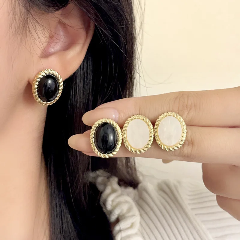 S925 Серебряная игла искусственная кожа овальной формы для одежды в уличном стиле