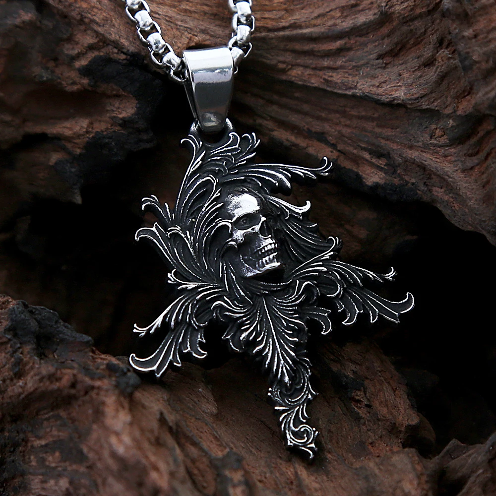 

Vintage Gothic Demon Skull Pendant Necklace Creative Stainless Steel Skull Necklace for Men Women Punk Biker Jewelry Gift