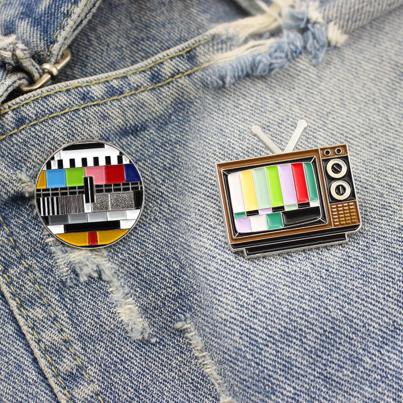 

No Signal Enamel Pin Custom Old-school TV Screen Brooches for Shirt Lapel Bag Creative Badge Funny Jewelry Gift for Kids Friends