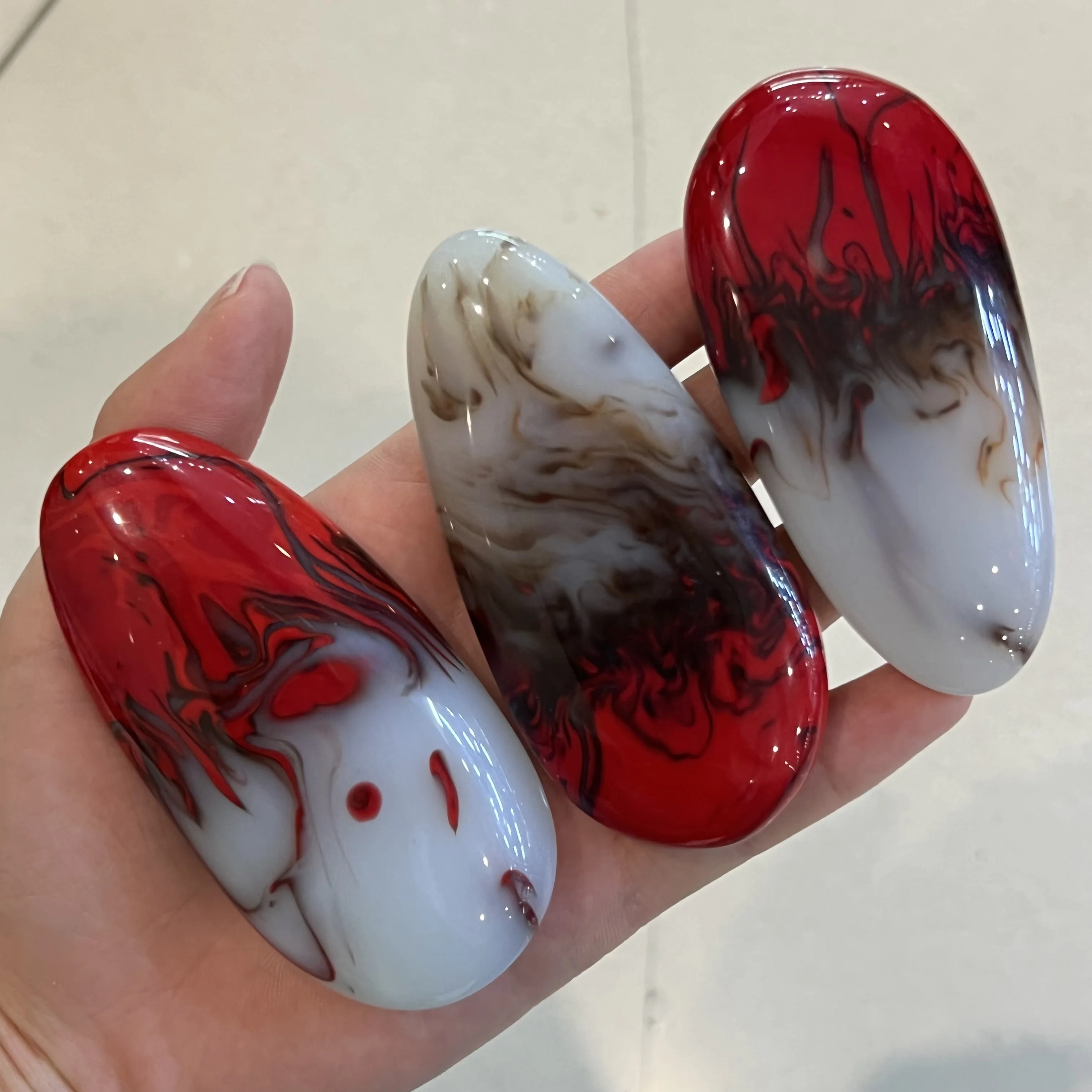 

Натуральный агат для массажа ACSDVOCATE