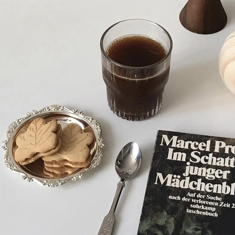 

Ins Decorative Tray Desktop Jewelry Dish Creative Fruit Sancks Jewelry Display Plate Cake Dessert Dish 트레이 plateau decoratif