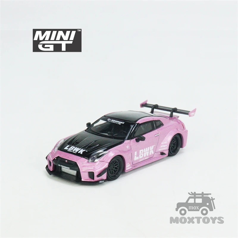 

MINI GT 1:64 LB-Silhouette WORKS GT NISSAN 35GT-RR Ver.2 Passion Pink Diecast Model Car