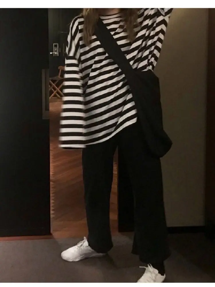 2020 черно-белые полосатые повседневные футболки с длинным рукавом женские топы