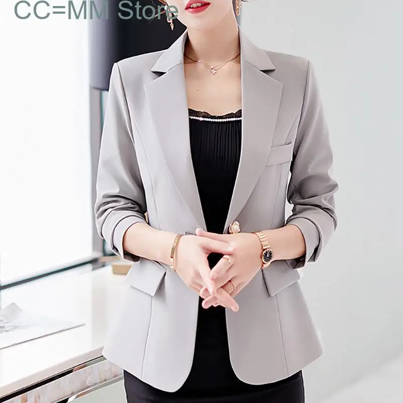 Рисунок 3 - Женский пиджак на одной пуговице