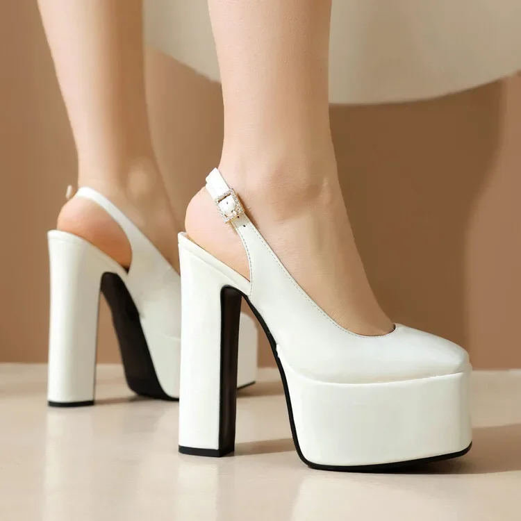 Великолепные пикантные женские кожаные туфли на высоком каблуке с квадратной