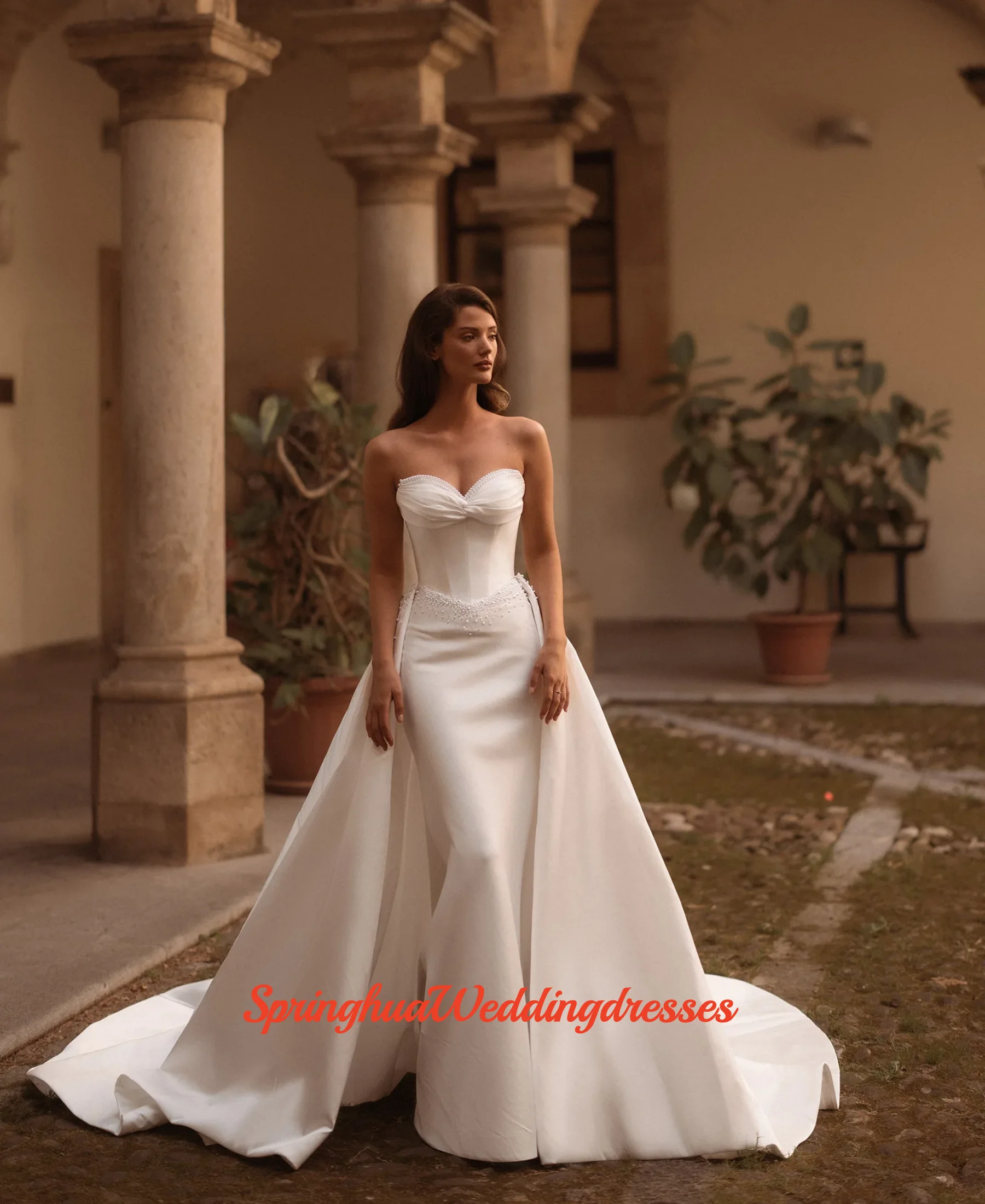 Фото Индивидуальное атласное свадебное платье Vestidos De Novia 2 En 1, демонстрационное атласное свадебное платье Corte Vestido Noiva Minimalista Curvy Novias №1