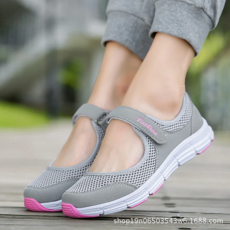 2022 spring and summer new foreign trade large size mother shoes elderly flat shoes ladies single shoes walking shoes