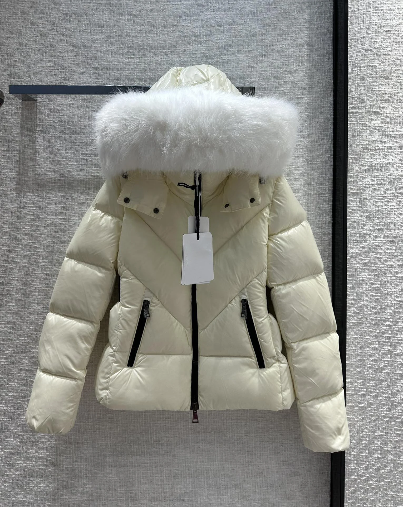 

Короткий пуховик с капюшоном 2023, съемный пуховой воротник с большим меховым воротником