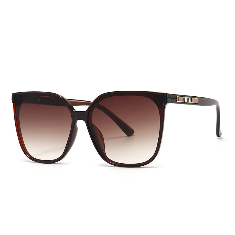 

Солнцезащитные очки в полоску для мужчин и женщин UV-400, классические винтажные аксессуары в квадратной оправе, роскошные брендовые дизайнер...