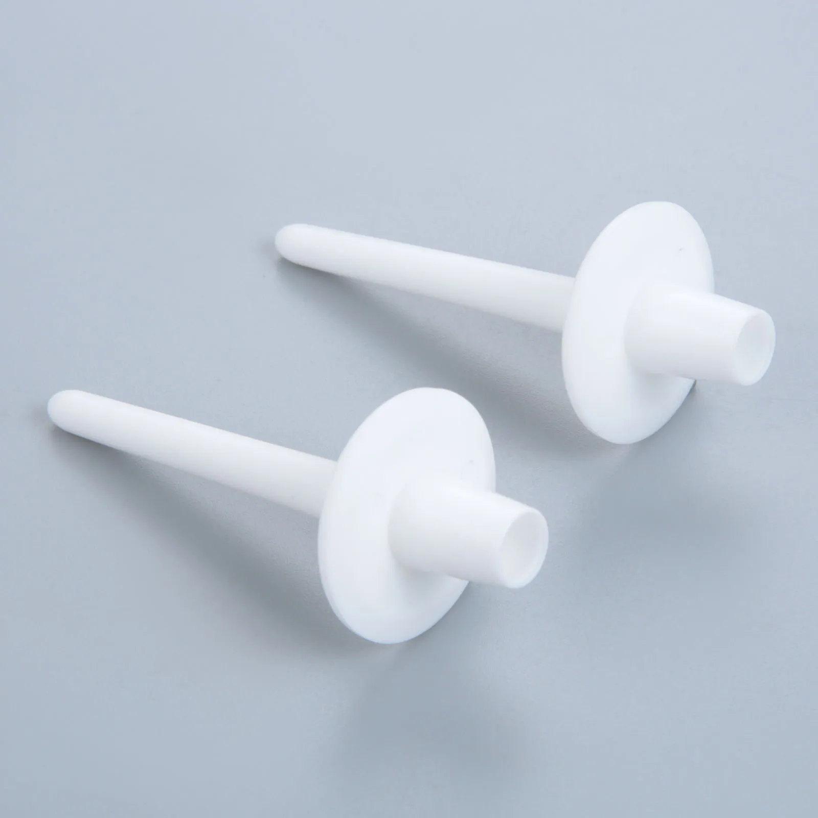 

2pcs Plastic 64*25.4mm Spool Pins Spoon Stand Holder Sewing Machine Spool Pin Double Fits on Most All Horizontal Bobbin Winder
