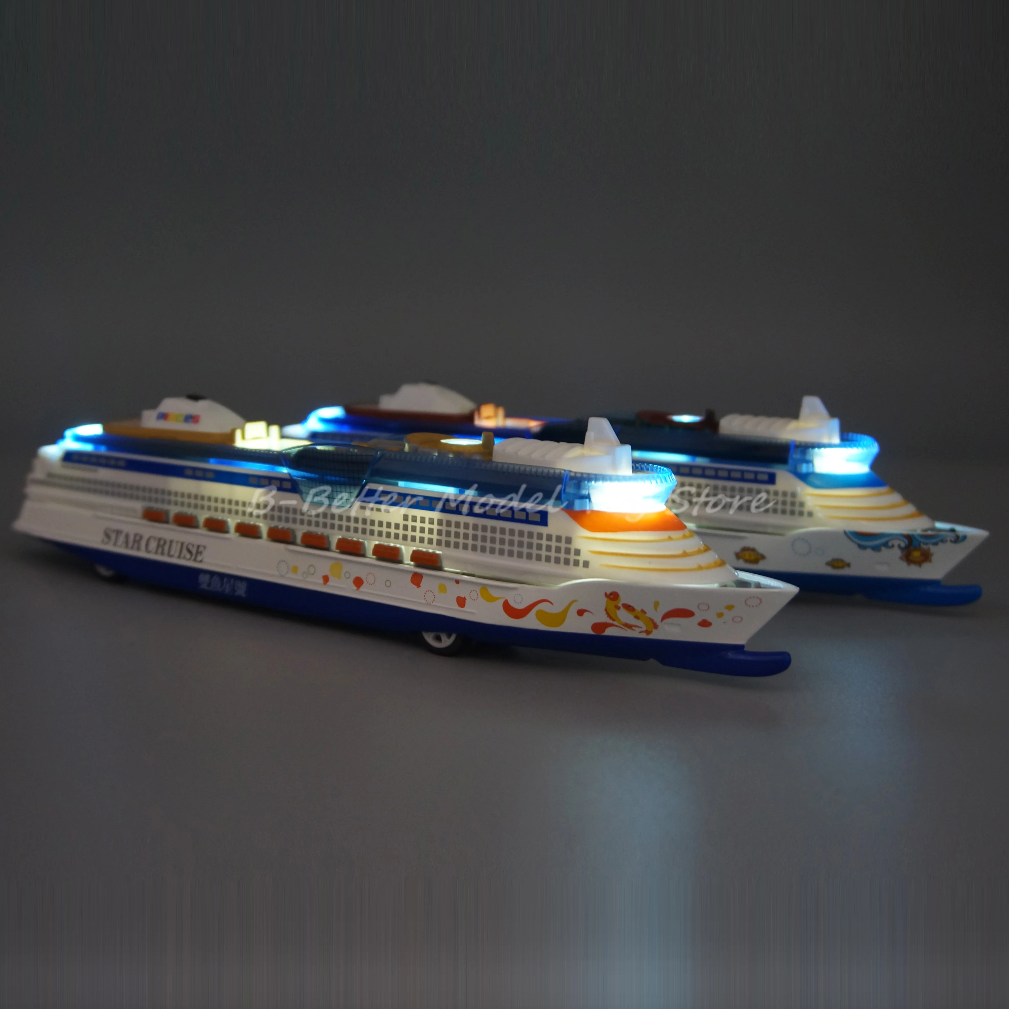 

1:1400 Diecast Model Ship Toy Star Cruise Liner Cruiser Replica Pull Back With Sound & Light