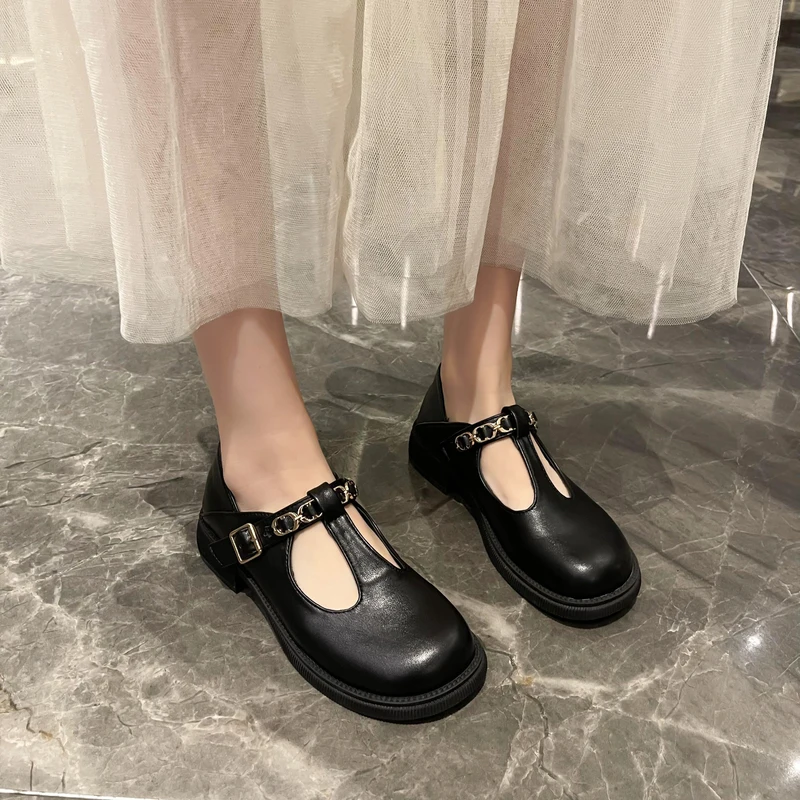 

Женские туфли-оксфорды на низком каблуке, повседневные осенние туфли с закрытым носком, в британском стиле, с круглым носком, на плоской под...