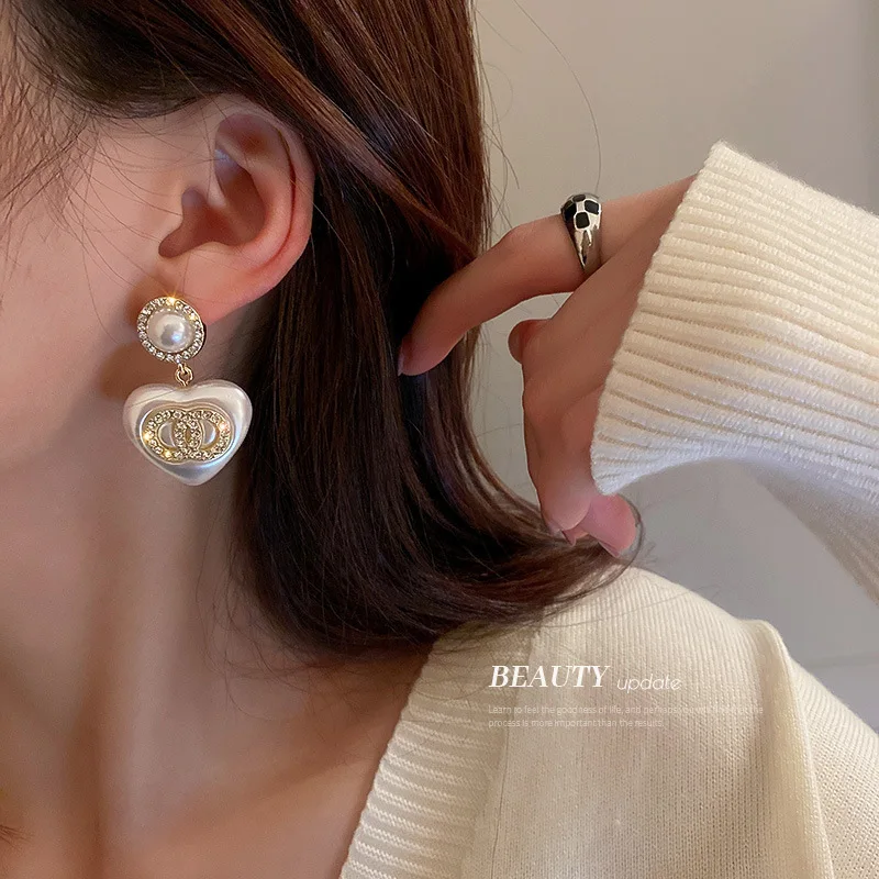 

Light luxury French diamond pearl double circle love earrings niche temperament high-end women's wedding jewelry earrings set