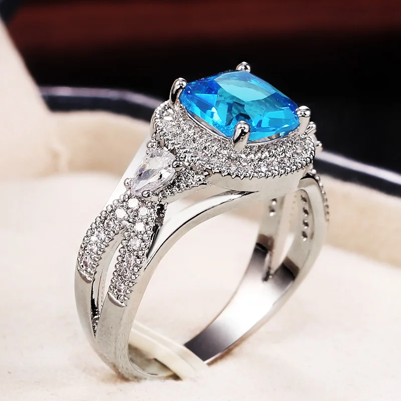 

Luxury Solitaire Blue Stone Ring Fashion Jewelry Anniversary Present for Mom & Grandma Graceful Women ACC Wholesale Rings