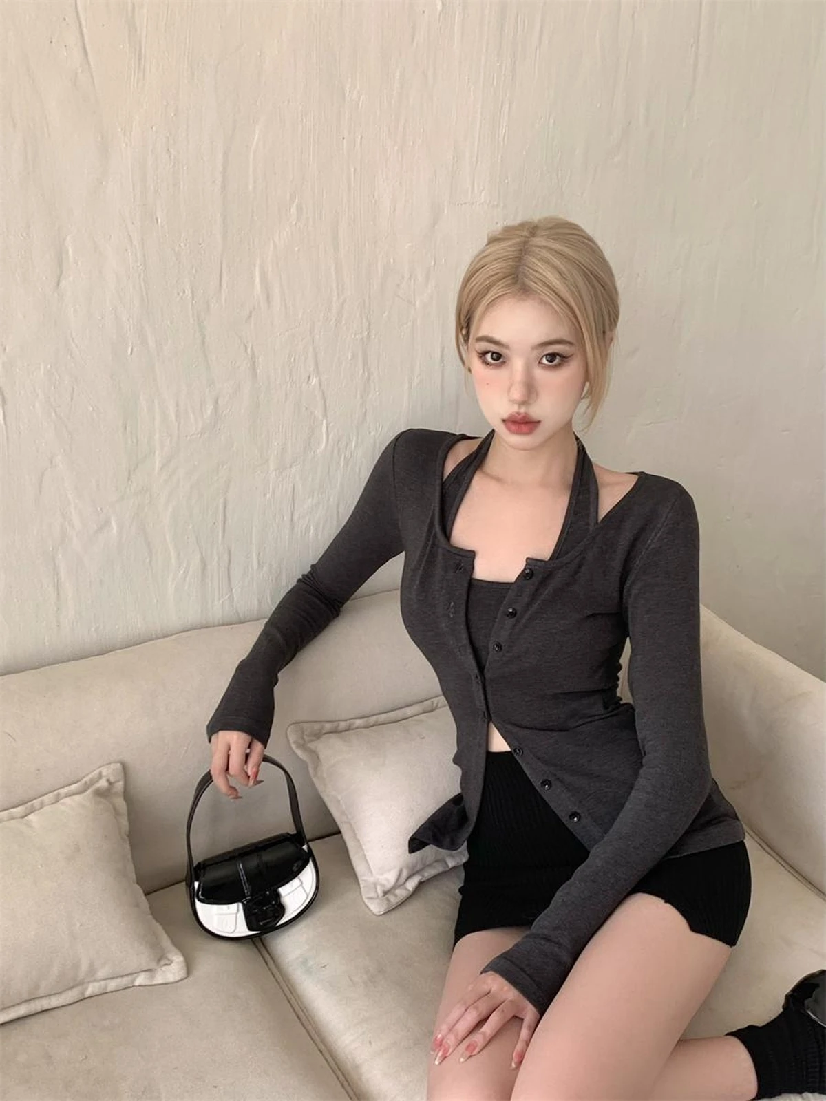 Женская рубашка с открытыми плечами и из двух предметов длинными рукавами зима