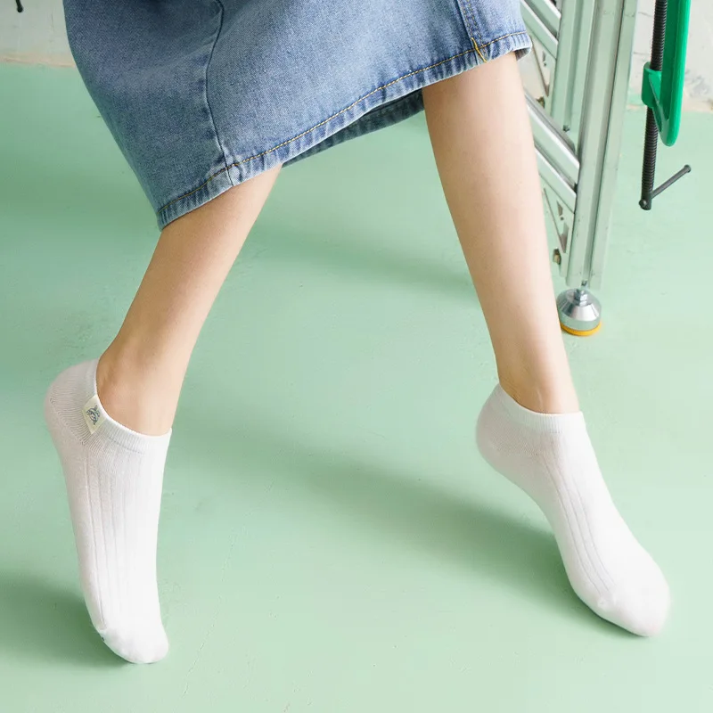 HSS Brand 5Pairs/Lot Women's Socks Summer Thin White Sock Cute Cloth Label Cartoon Girl Low Tube Socks calcetines de niña