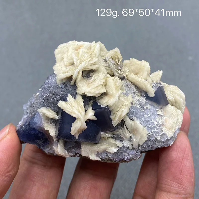 

100% натуральный Китай Фуцзянь синий флюорит слюда минеральный образец Кластерные камни и кристаллы лечебный Кристалл Бесплатная доставка
