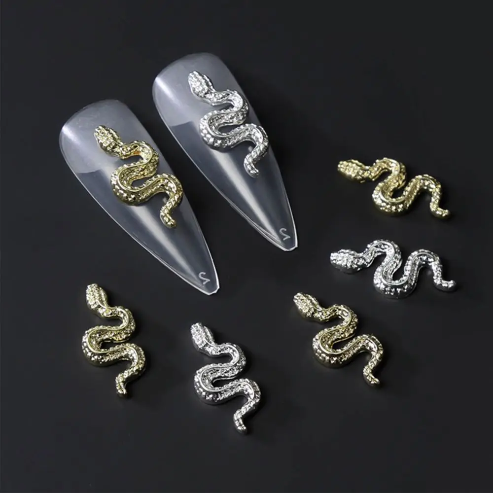 

3D Snake Shape Nail Art Jewelry Retro Exquisite Metal Alloy Snake Three-dimensional DIY Manicure Nail Art Decoration Rhinestones