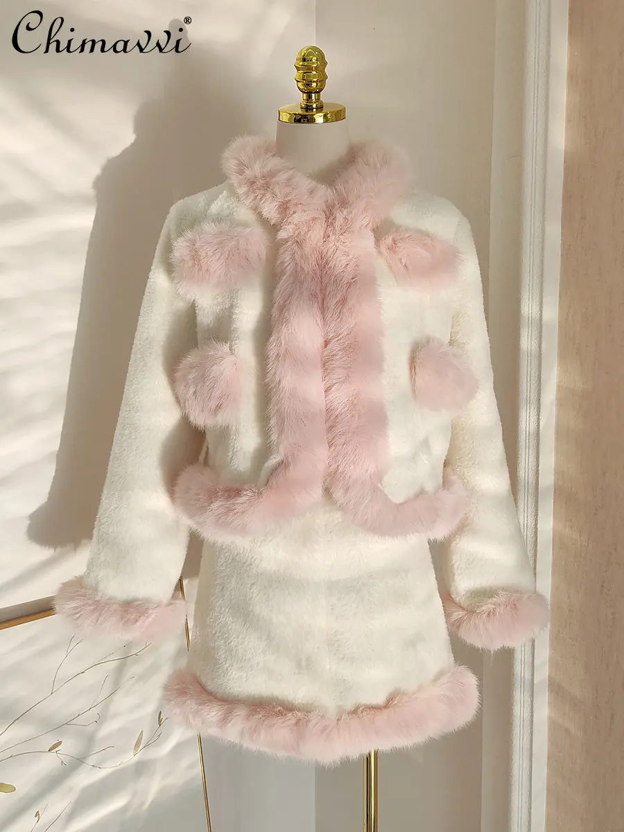 

Женский комплект из двух предметов, элегантное утолщенное пальто контрастных цветов из искусственного лисьего меха, облегающая юбка с высо...