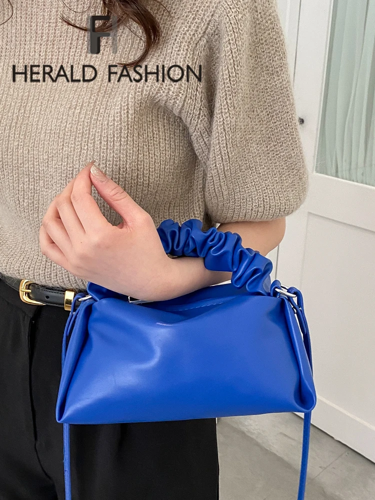 

Soft PU Leather Solid Color Shoulder Bags for Women 2022 Fashion Summer Ladies Purses and Handbags Female Pleats Crossbody Bag