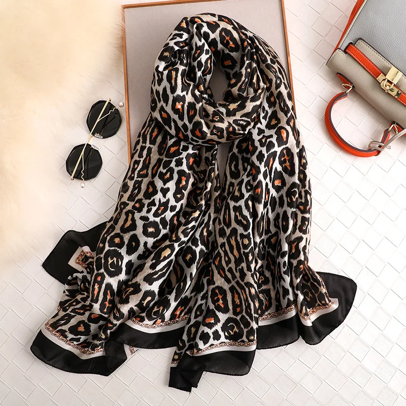 

2021 Winter Scarf Silk Warm Shawl Leopard Pashmina Bufanda Women Bandana Soft Foulard Female Stoles Head Wrappint Scarves New