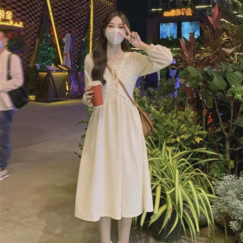 

Женское кружевное платье с V-образным вырезом, длинным рукавом