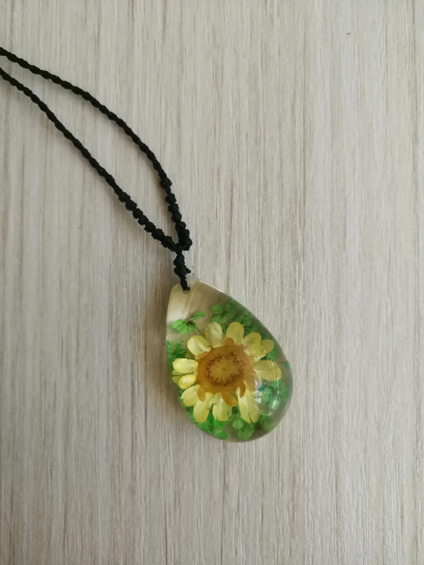 Ювелирные изделия ручной работы из смолы янтарь натуральный кулон в виде