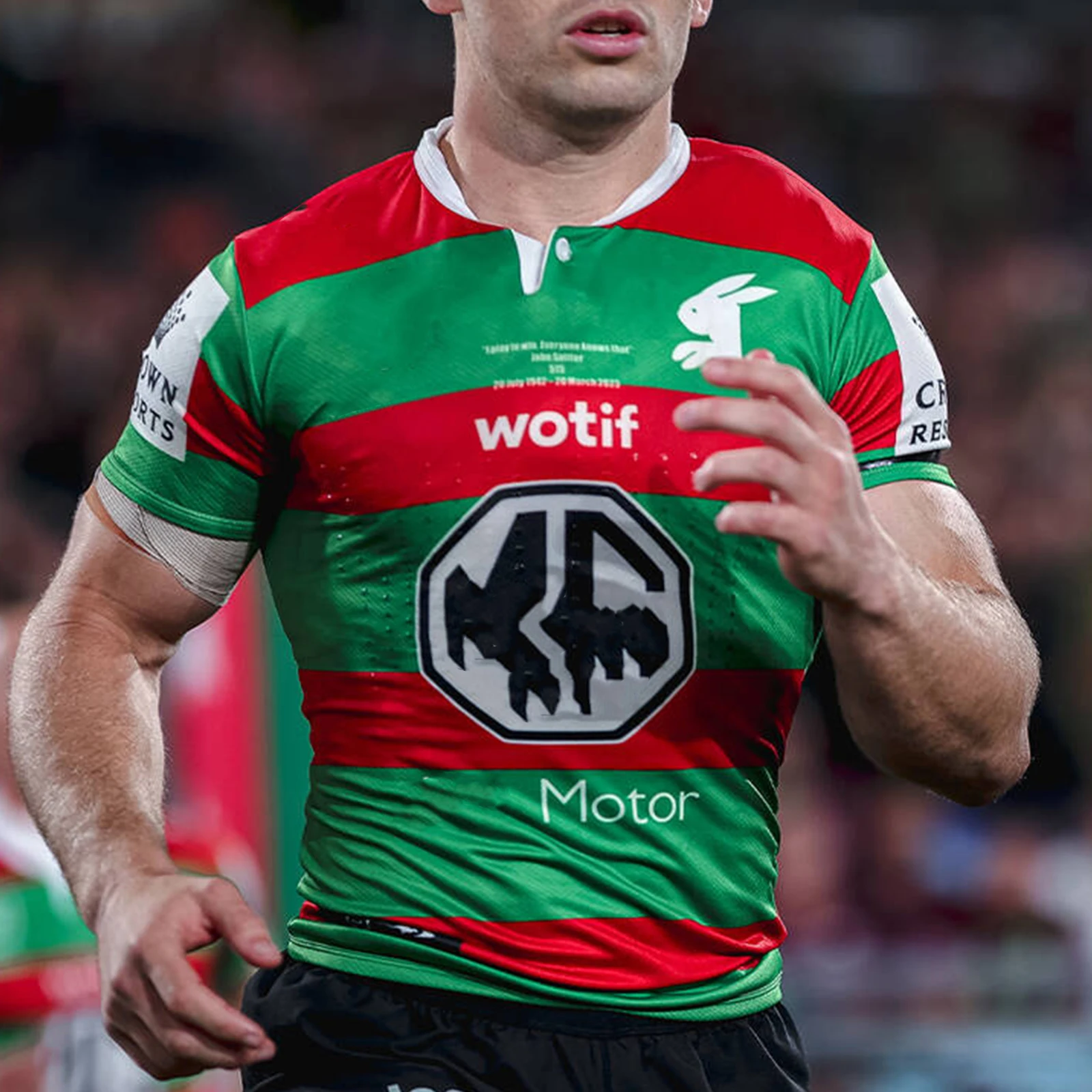 

2023 г., юбилейская Джерси с изображением Южного Сиднея раббитоса, Джона стетлера