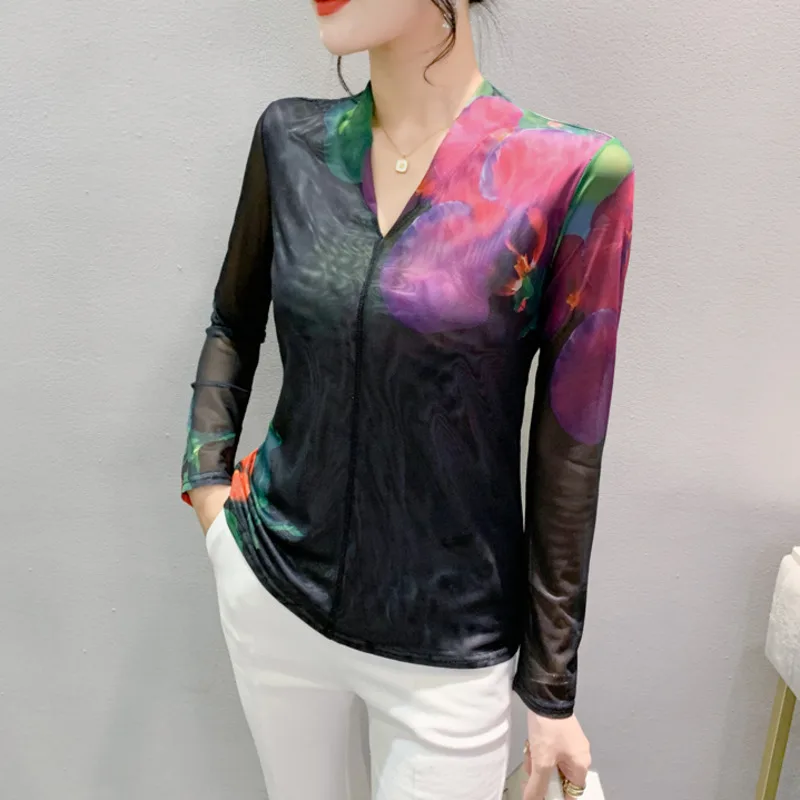 # 8772 Женская футболка с длинным рукавом и v-образным вырезом винтажная сетчатая