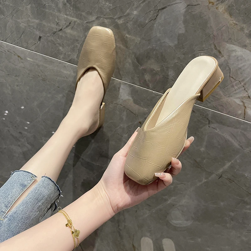 2022 Pu Middle Heel Sandals Sandals Women's Mules Fashion Casual Summer Square Toe Elegant Women's Mules Slippers Large Size 41
