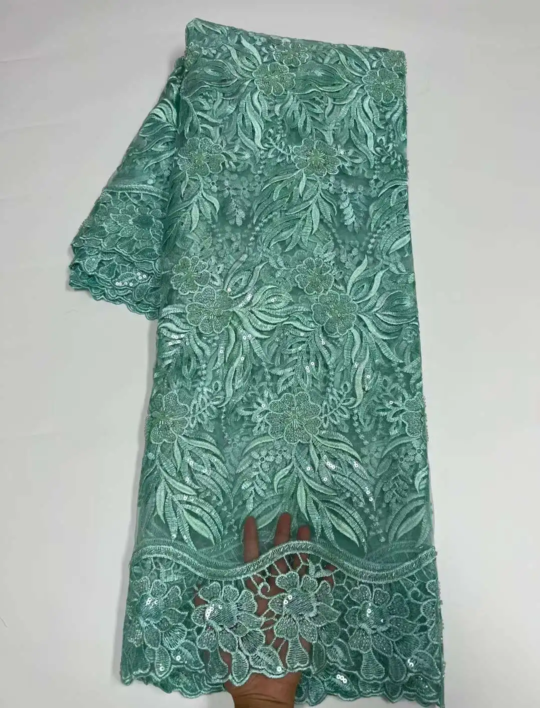 

Green African Lace Fabric High Quality Embroidery 2022 French Tulle Lace Nigerian Sequins Lace Fabric For Wedding Wholesale