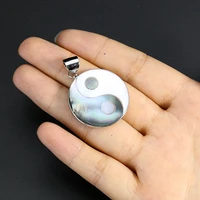 yin yang pendant necklace handmade seashell craft tai chi mother of pearl taoism charms amulet jewelry diy craft conch shell