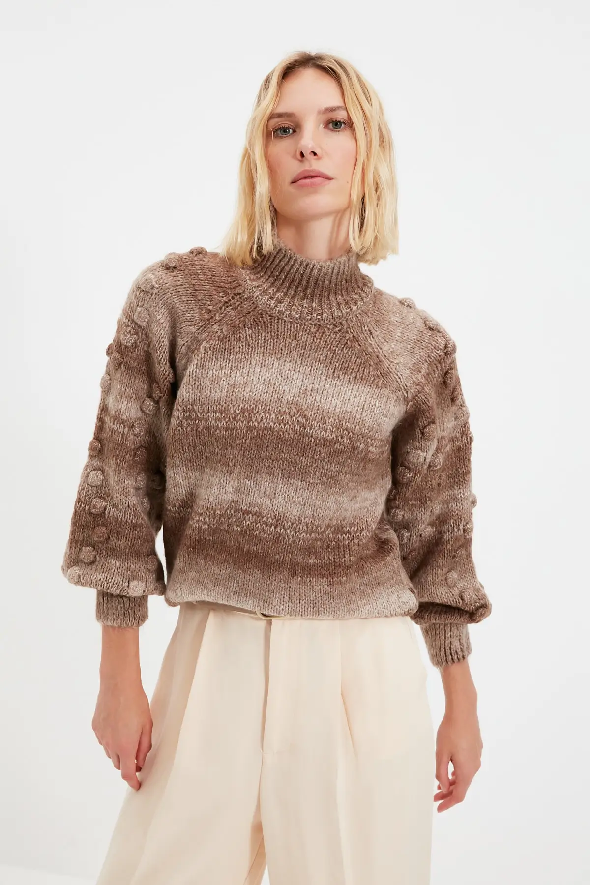 

Trendyol Throated Knitwear Sweater TWOAW22KZ0283