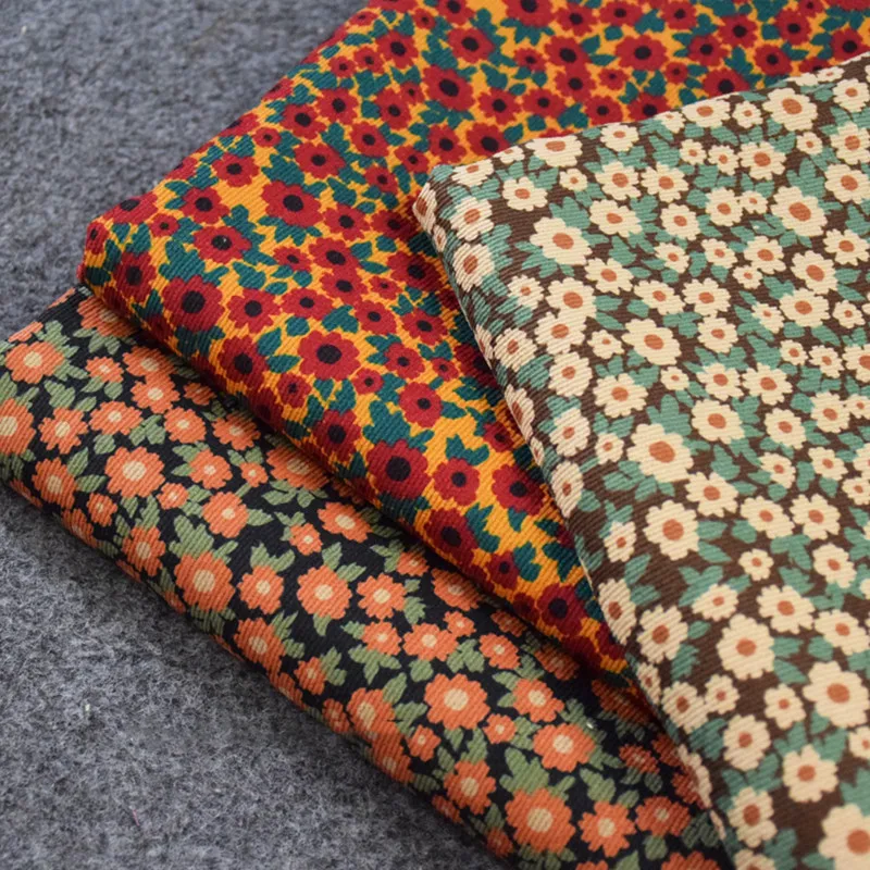 

Полуметровая осенне-зимняя Вельветовая ткань с принтом в виде маленькой маргаритки из хлопка для платьев рубашек пальто обуви поверхности ...