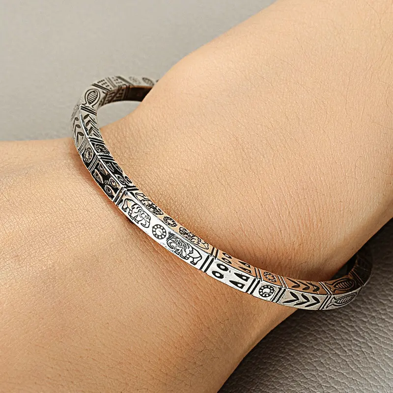 

Punk Retro Silver Color Mystery Totem Open Bracelet Men's Women's Ethnic Glamour Trend Casual Party Bangle Jewelry