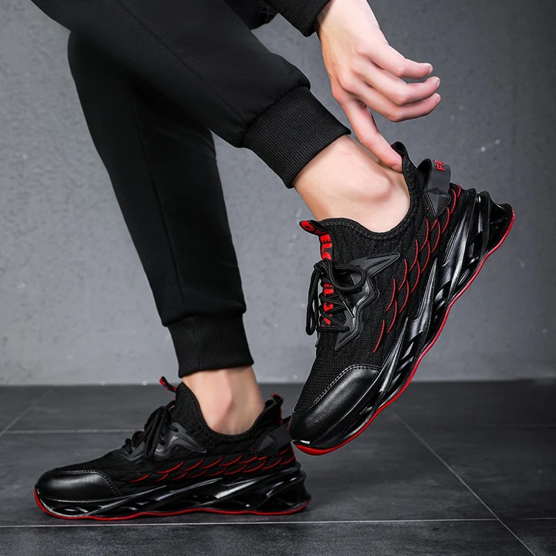 New Men's Running Shoes Outdoor Jogging Sport Shoes Male Sneakers Breathable Gym Sneakers Men Athletic Shoes Solid Black White
