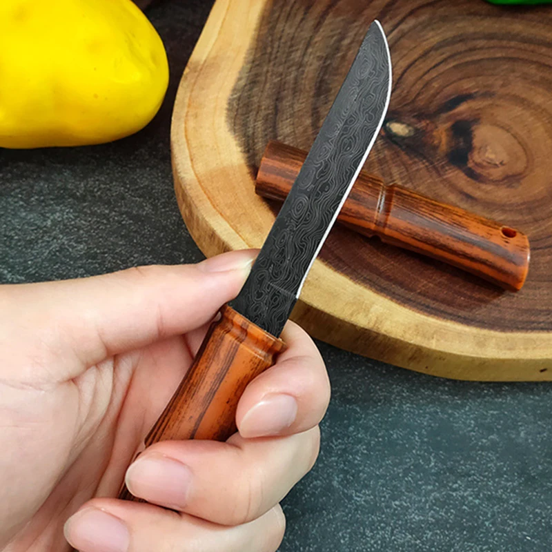 Кухонный нож для чистки овощей