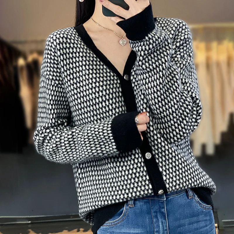 

BELIARST 100% Merino Wool Coat Women's Contrast V-Neck Cardigan Korean Fashion Jacquard Jacket Luxury Spring and Autumn Top