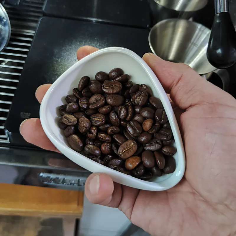 

Coffee Beans Dose Trays Coffee Ware Pure White Ceramic Tea Set Scoops Chinese kung fu Tea Coffee Bean Doesing Cup Scoop Shovel